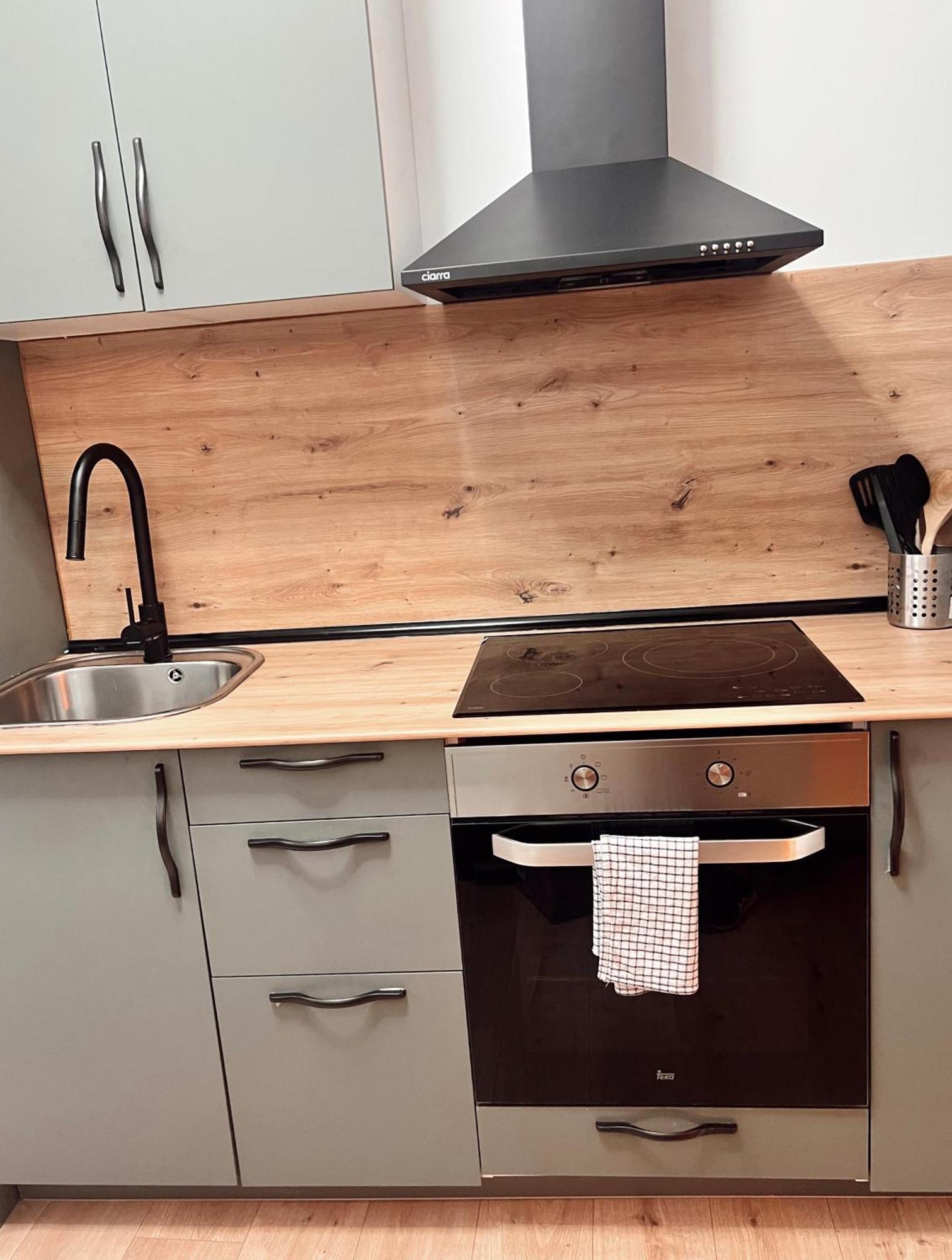 Ferrymill House - Apartamento Turistico Кастро-Урдиалес Экстерьер фото